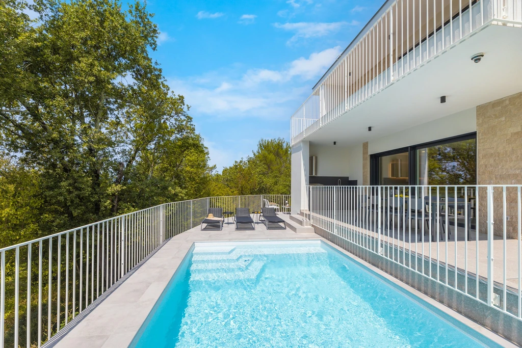 Villa Kiara – Ekskluzivni odmor s privatnim bazenom, saunom i teretanom