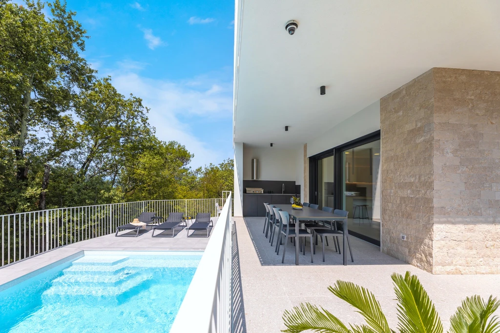 Villa Kiara – Ekskluzivni odmor s privatnim bazenom, saunom i teretanom