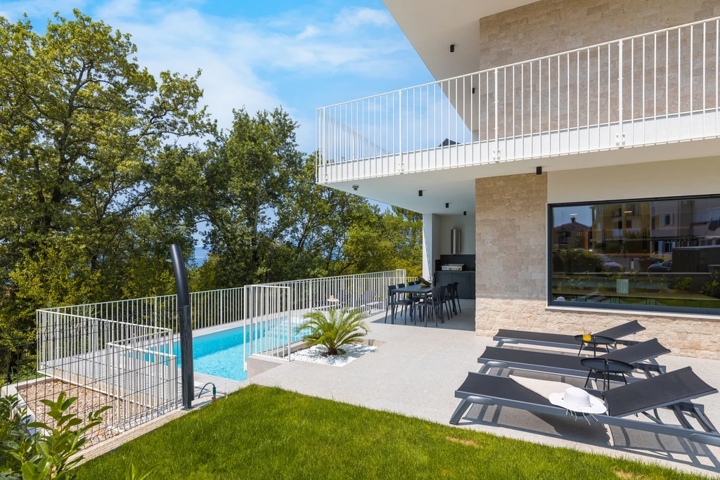 Villa Kiara – Ekskluzivni odmor s privatnim bazenom, saunom i teretanom