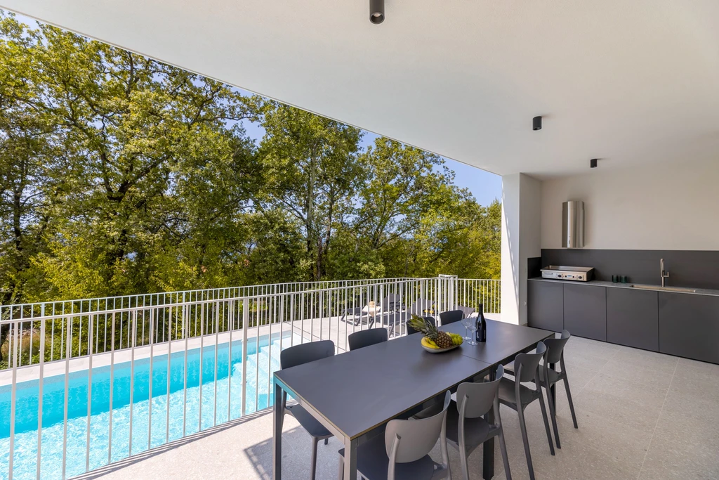Villa Kiara – Ekskluzivni odmor s privatnim bazenom, saunom i teretanom