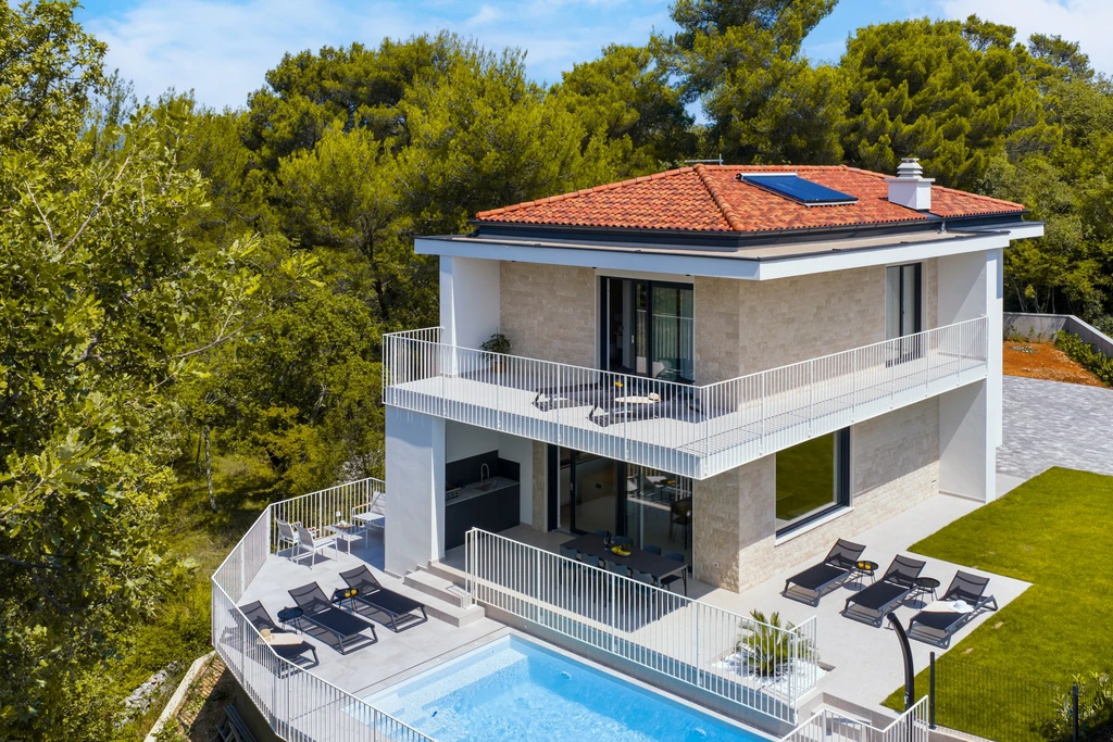Villa Kiara – Ekskluzivni odmor s privatnim bazenom, saunom i teretanom
