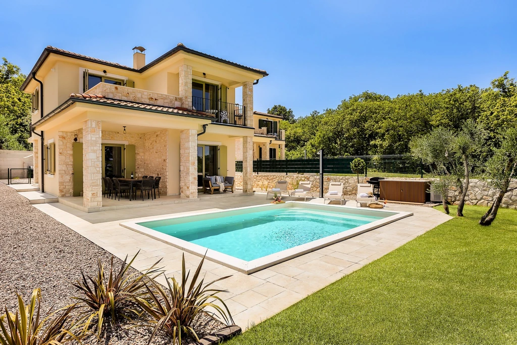 Spacious Family Villa in Vrbnik, Krk