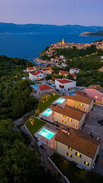 Spacious Family Villa in Vrbnik, Krk