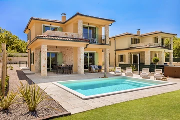 Seaside Family Villa in Vrbnik, Krk