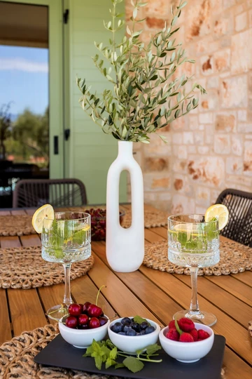 Seaside Family Villa in Vrbnik, Krk