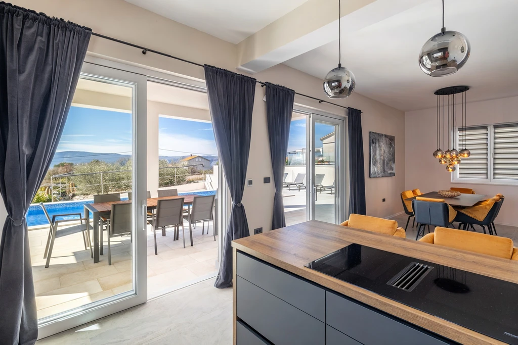 3-Bedroom Villa in Linardići (Krk) for 8 Guests
