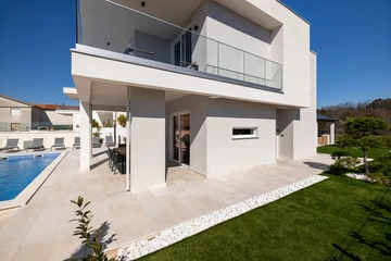 3-Bedroom Villa in Linardići (Krk) for 8 Guests