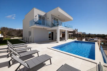 3-Bedroom Villa in Linardići (Krk) for 8 Guests