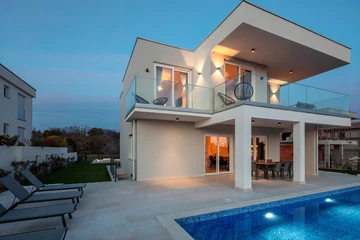 3-Bedroom Villa in Linardići (Krk) for 8 Guests