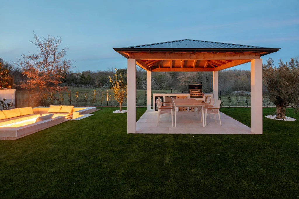 3-Bedroom Villa in Linardići (Krk) for 8 Guests