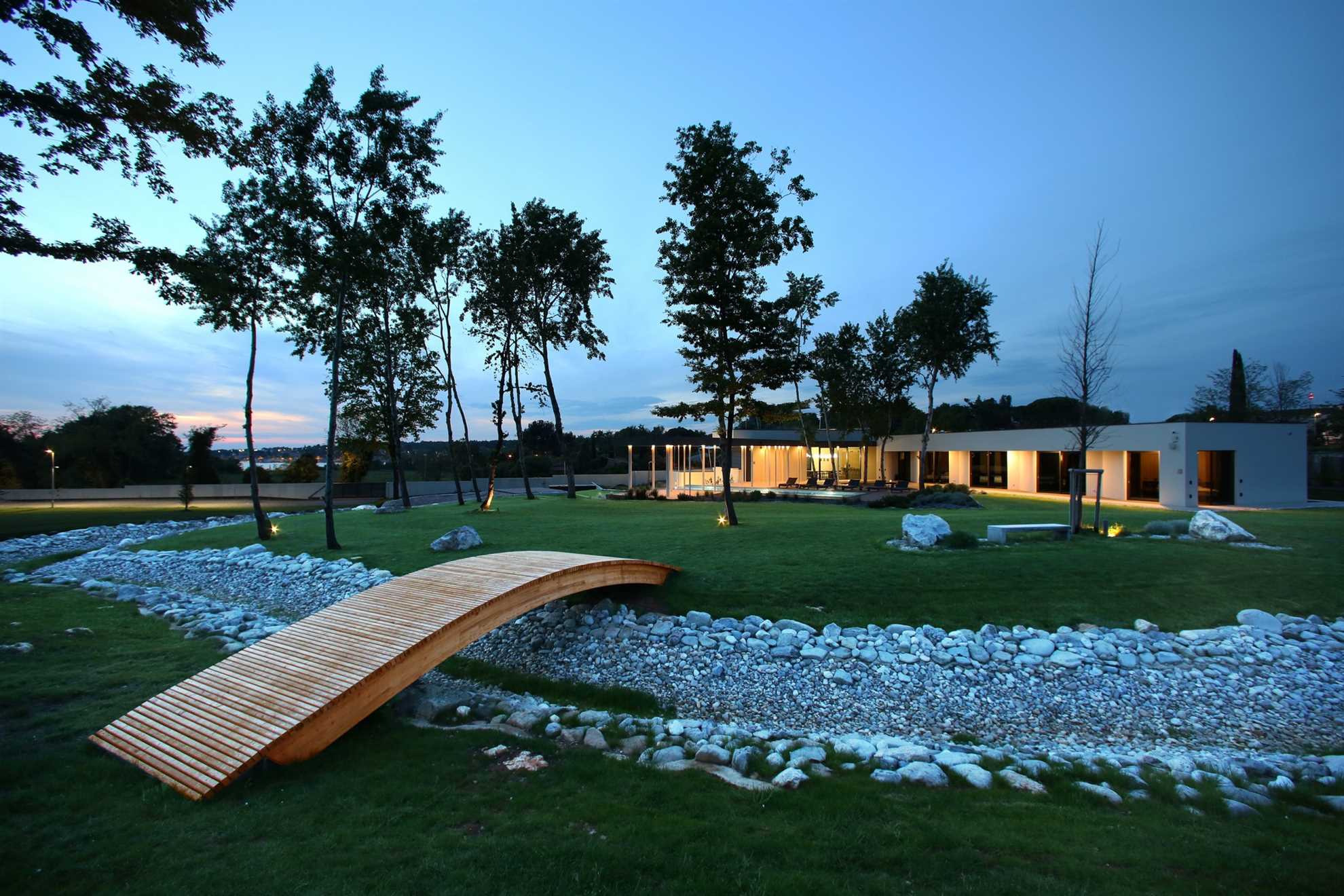 Villa Calvia Crispinilla – Prefinjeno zatočišče miru in elegance