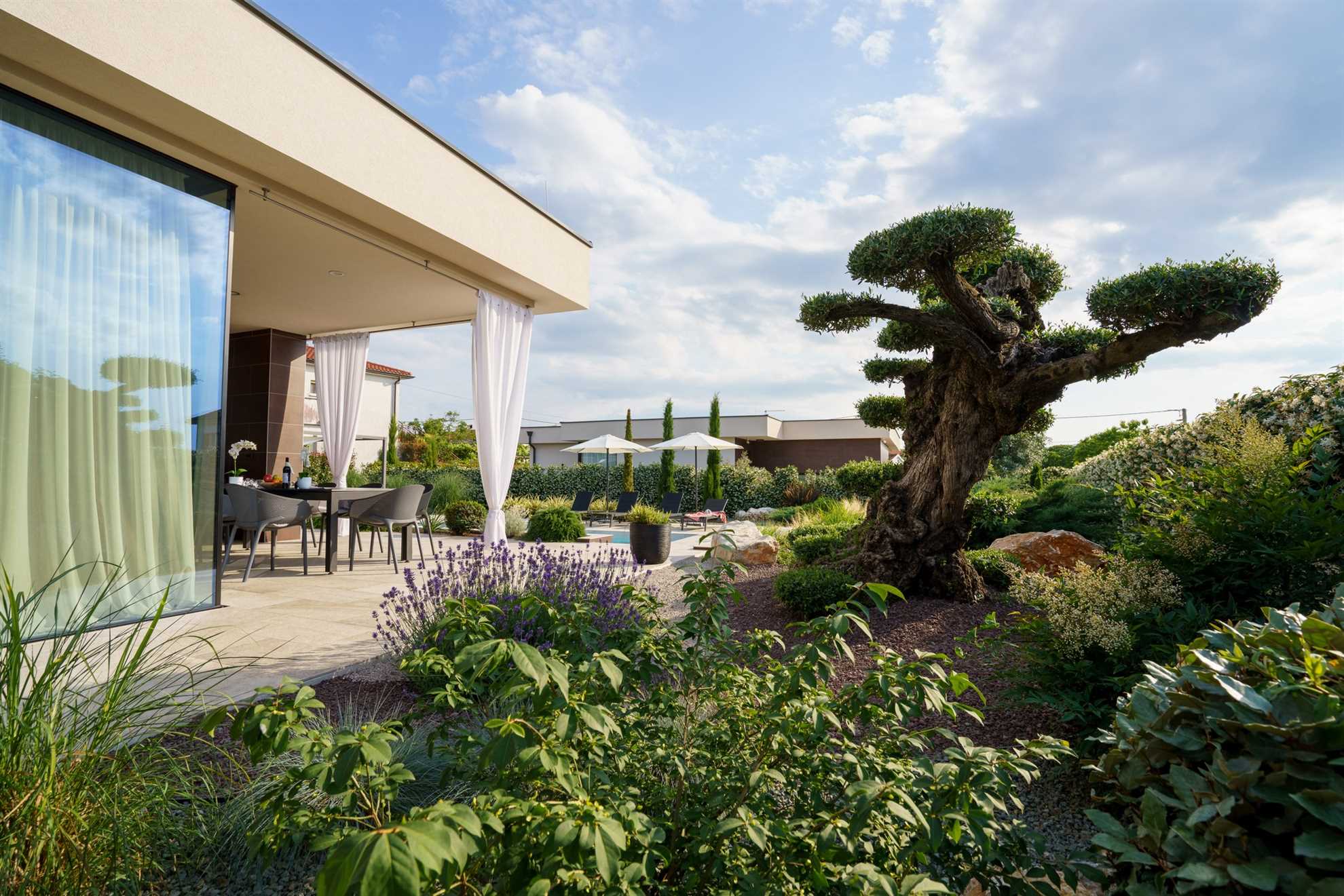 Villa Blumarine – Eine moderne Oase des Komforts mit privatem Pool