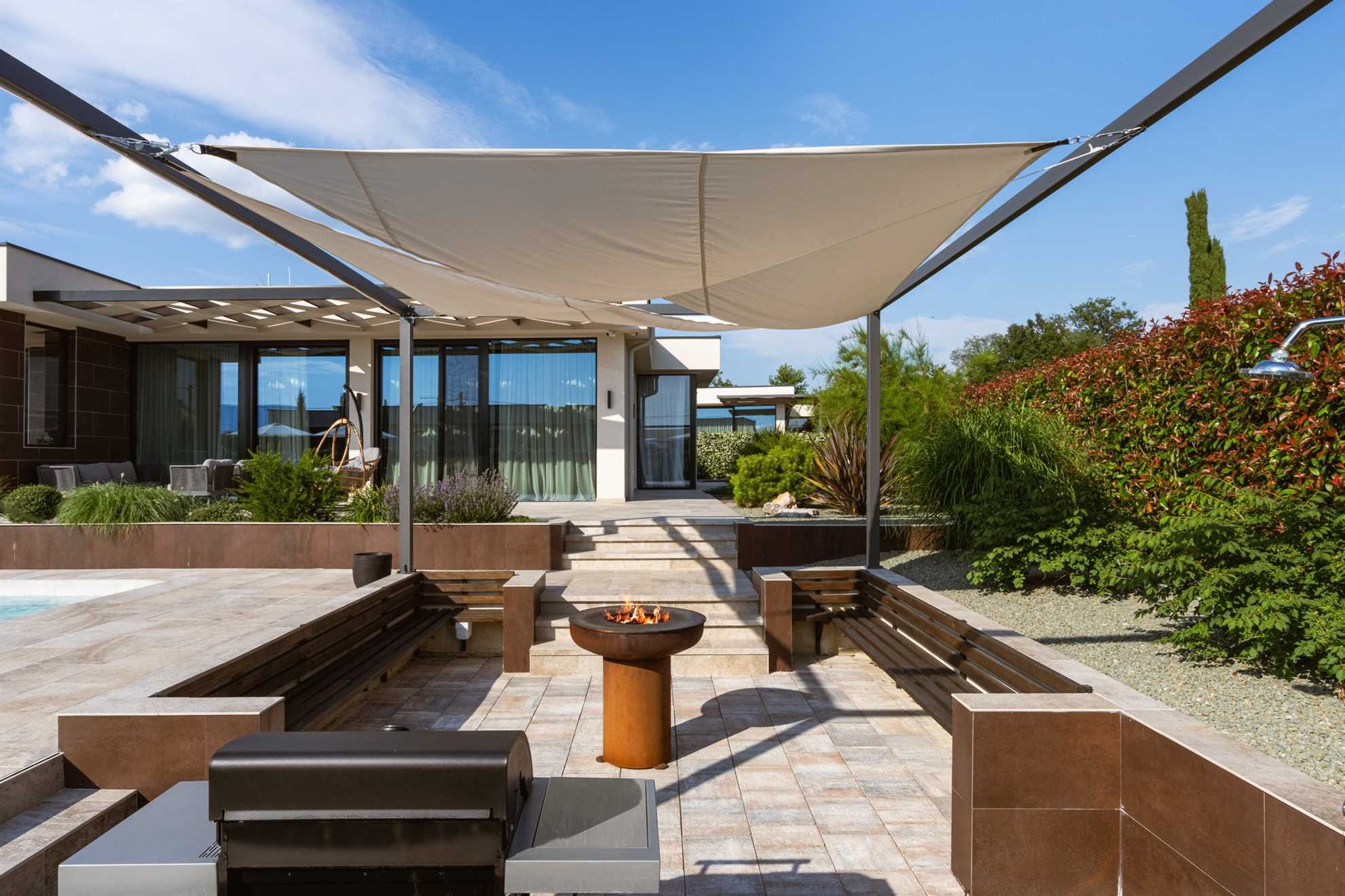 Villa Blumarine – Eine moderne Oase des Komforts mit privatem Pool