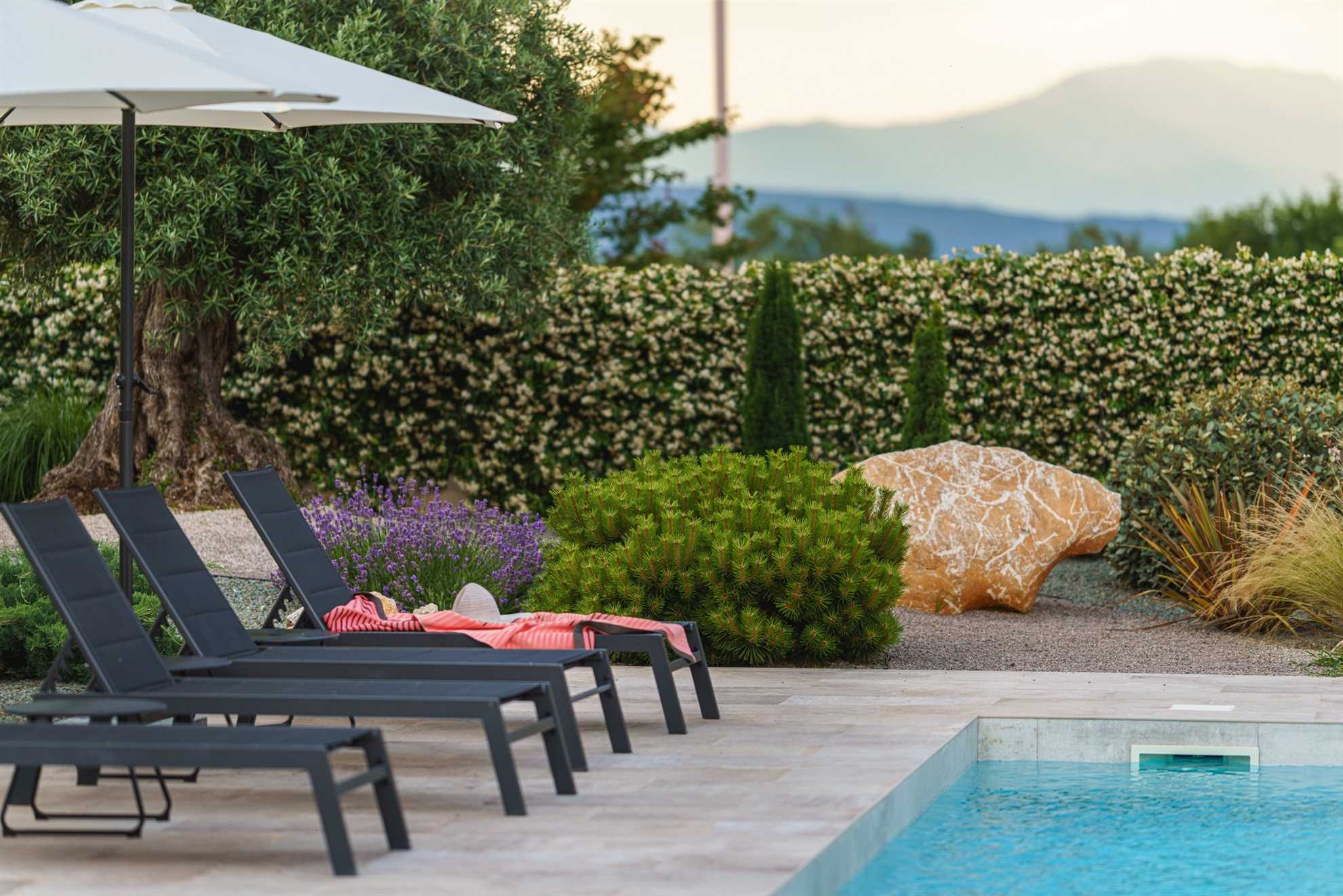 Villa Blumarine – Eine moderne Oase des Komforts mit privatem Pool