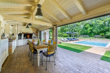 Villa in Krnica (Istra) with Heated Pool & Sauna