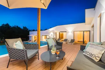 5-Bedroom Villa in Kršan (Istria) for 10 Guests
