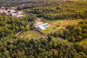 5-Bedroom Villa in Kršan (Istria) for 10 Guests