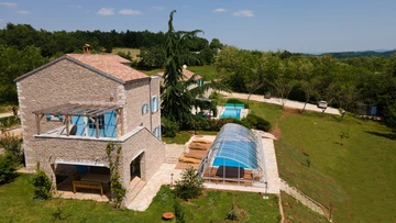 3-Bedroom Villa with Private Pool in Pazin