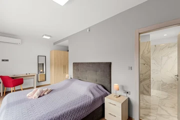 Heated Pool Villa in Bakarac for Up to 12 Guests