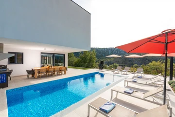 Heated Pool Villa in Bakarac for Up to 12 Guests