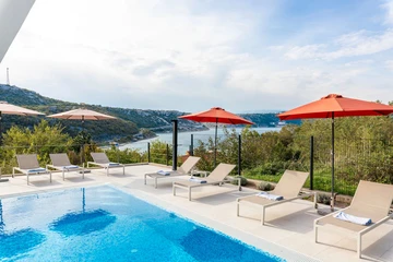 Heated Pool Villa in Bakarac for Up to 12 Guests