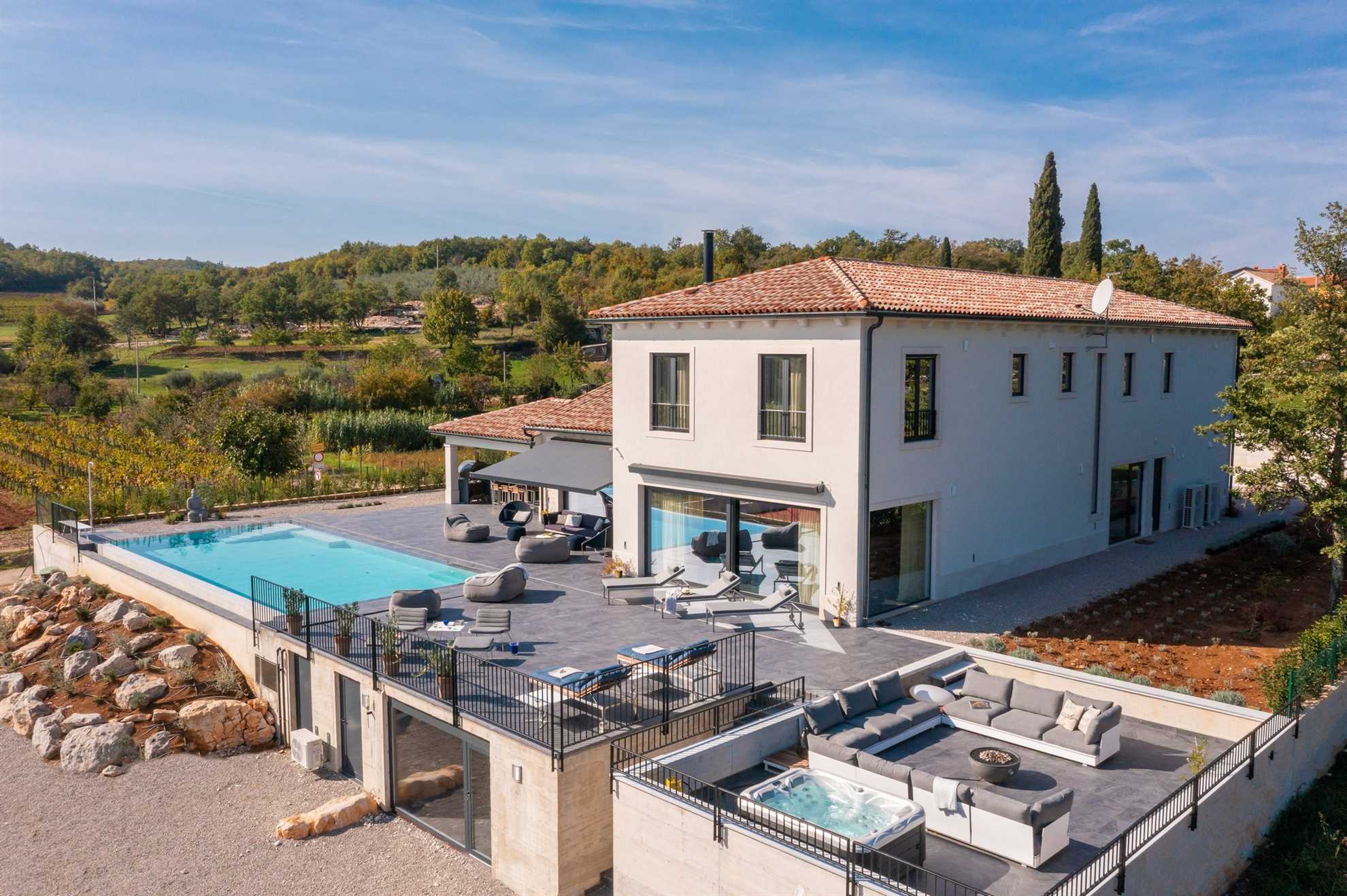 Villa Cypress Hill – Ihr privates istrisches Paradies mit beheiztem Pool und Tennisplatz