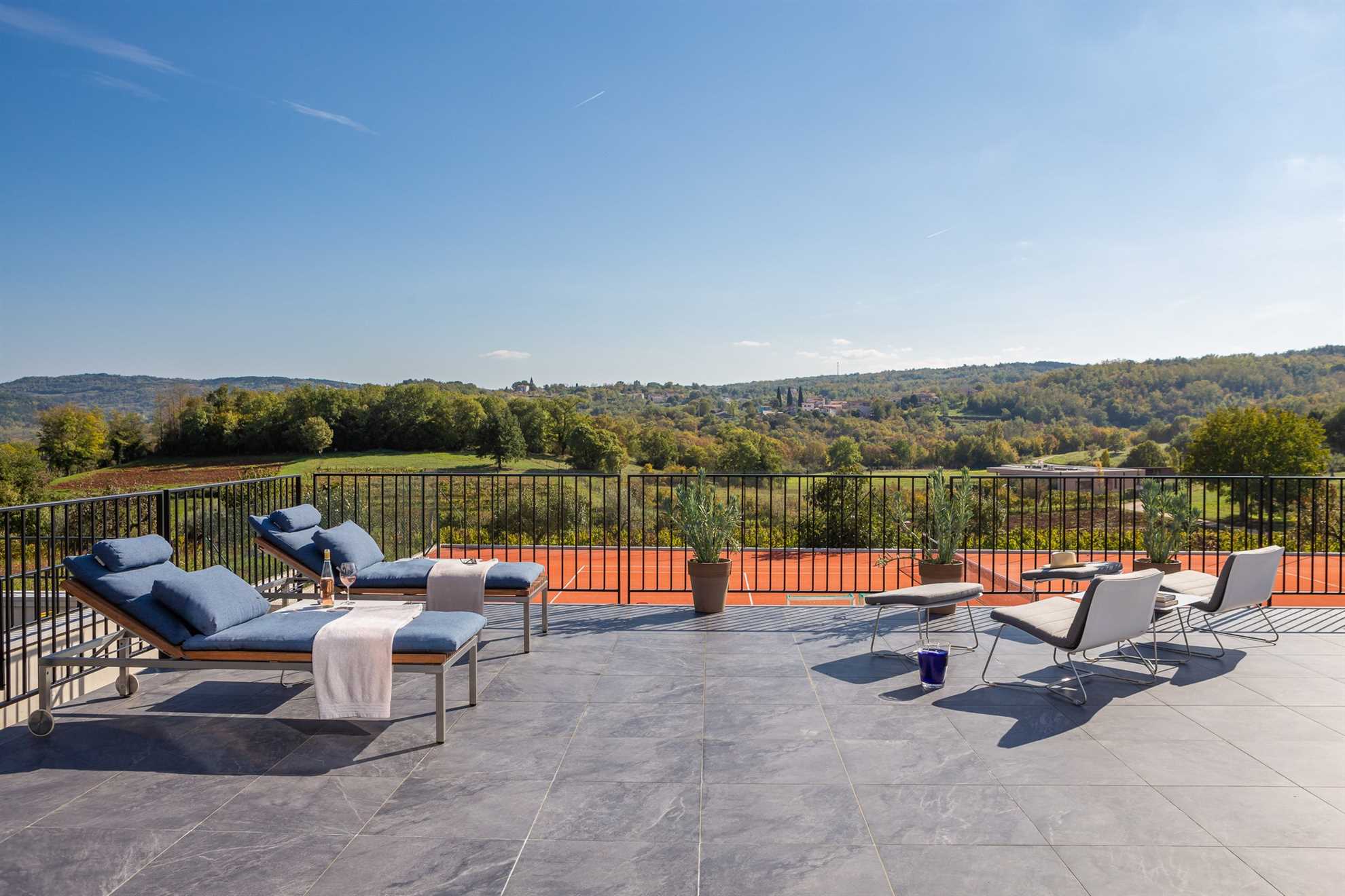 Villa Cypress Hill – Ihr privates istrisches Paradies mit beheiztem Pool und Tennisplatz