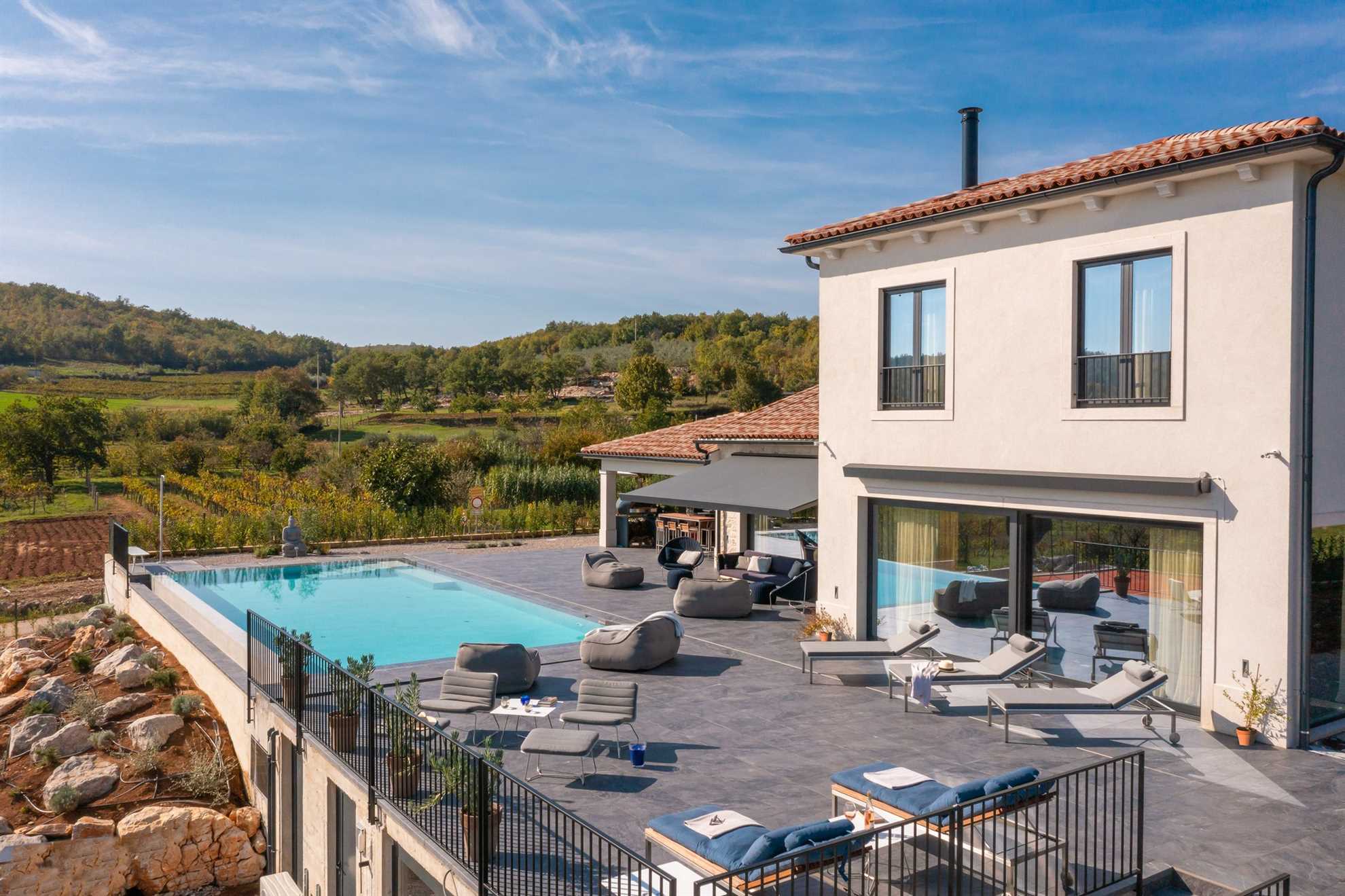 Villa Cypress Hill – Ihr privates istrisches Paradies mit beheiztem Pool und Tennisplatz