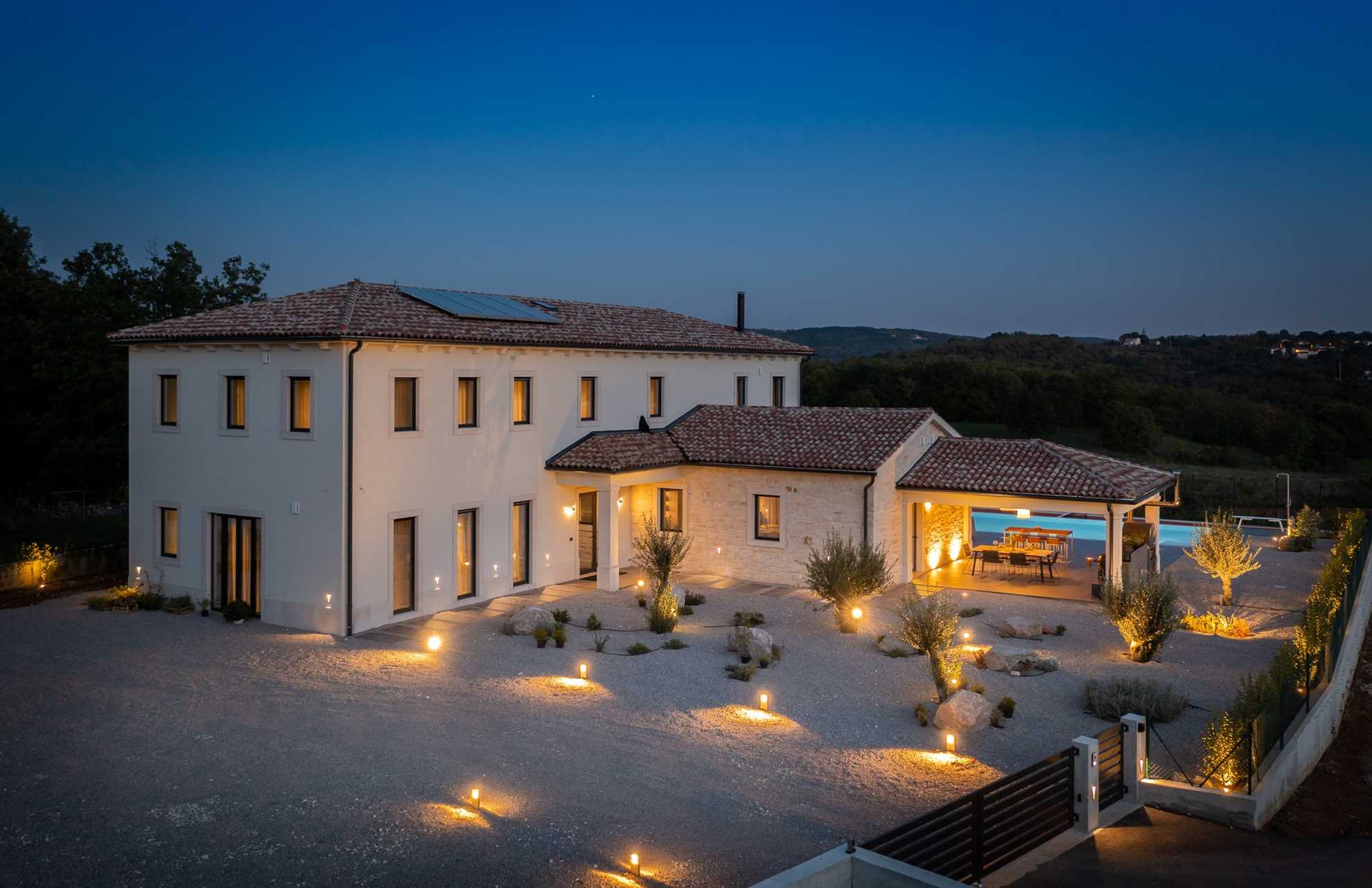 Villa Cypress Hill – Ihr privates istrisches Paradies mit beheiztem Pool und Tennisplatz