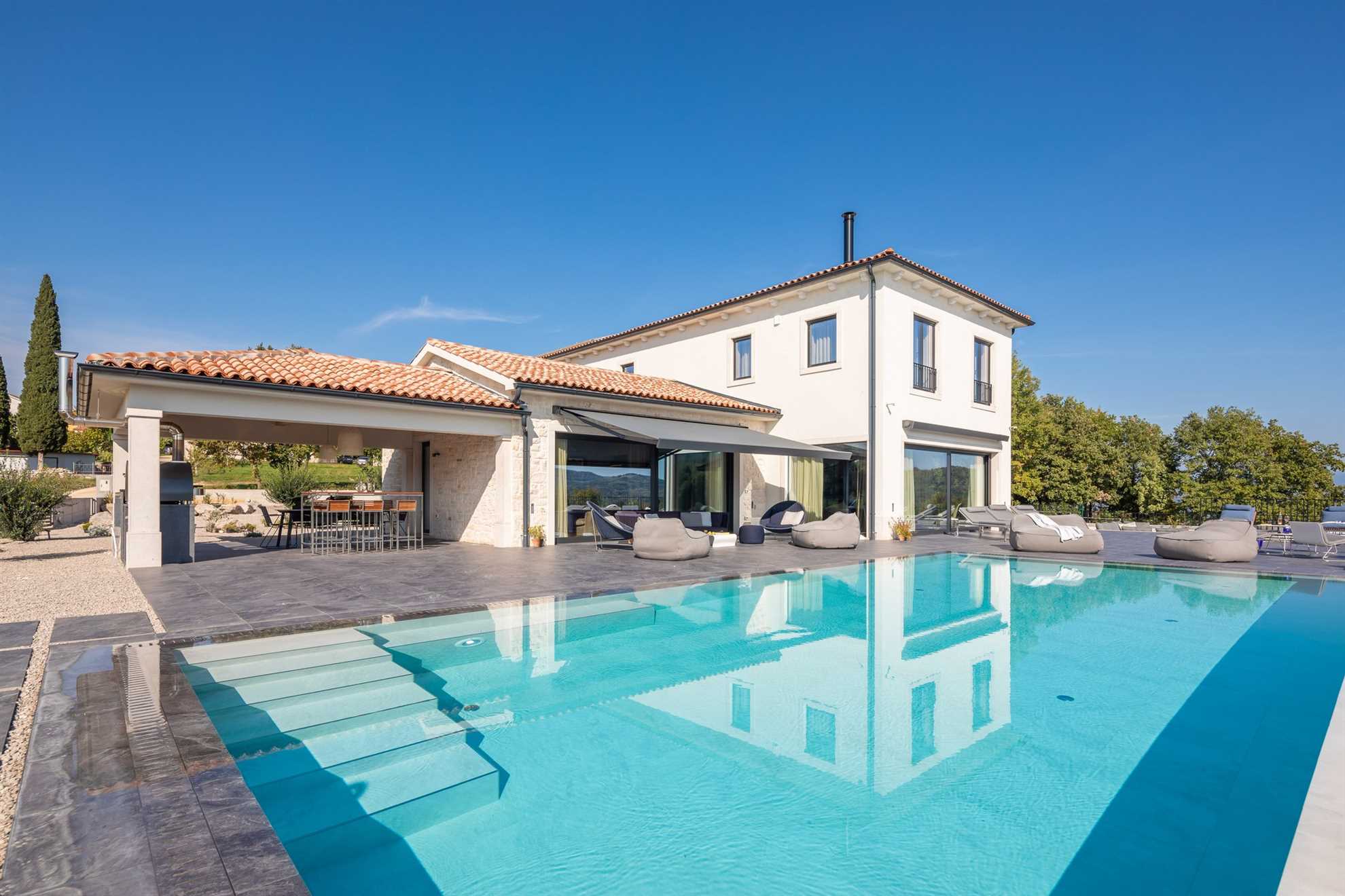Villa Cypress Hill – Ihr privates istrisches Paradies mit beheiztem Pool und Tennisplatz