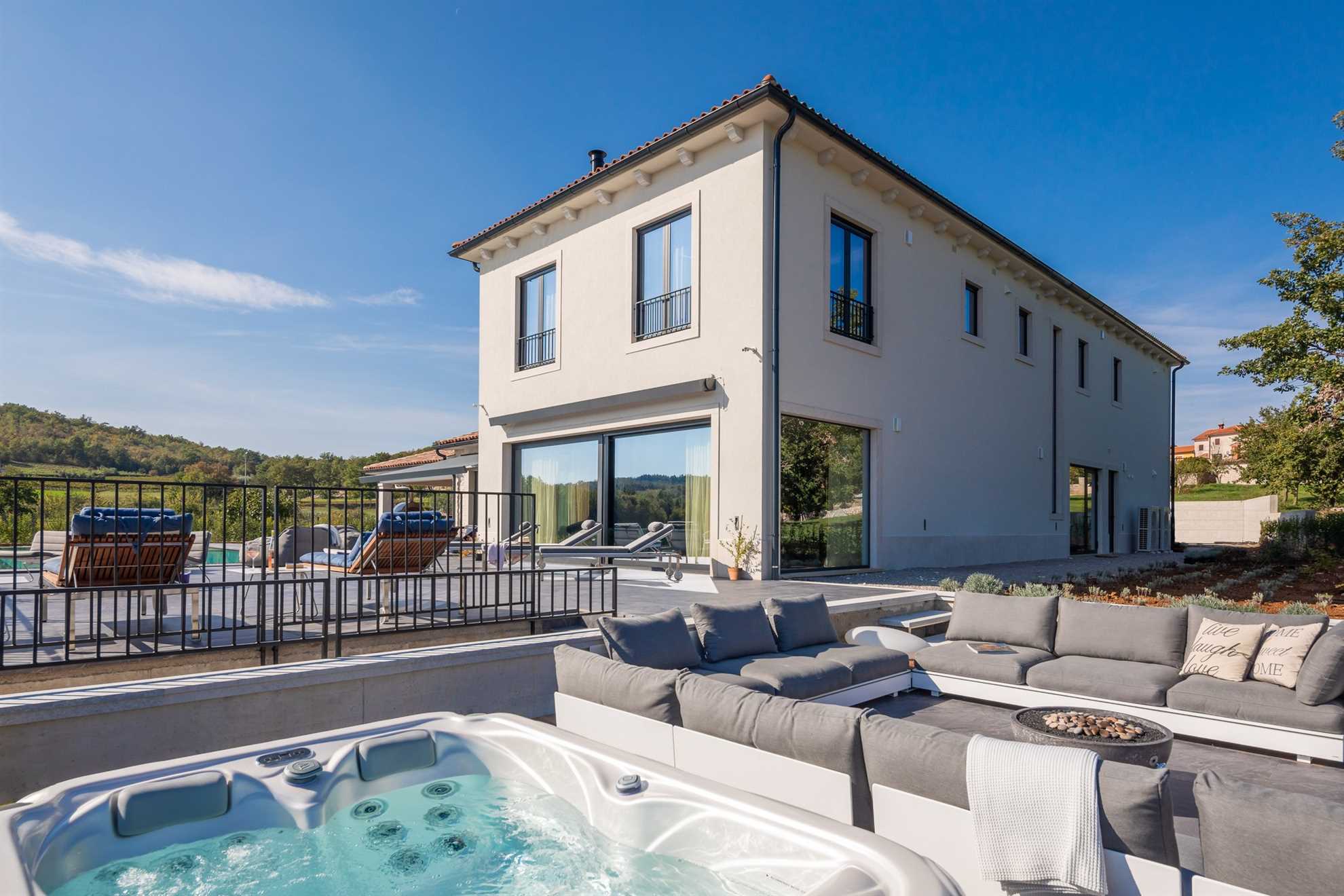 Villa Cypress Hill – Ihr privates istrisches Paradies mit beheiztem Pool und Tennisplatz