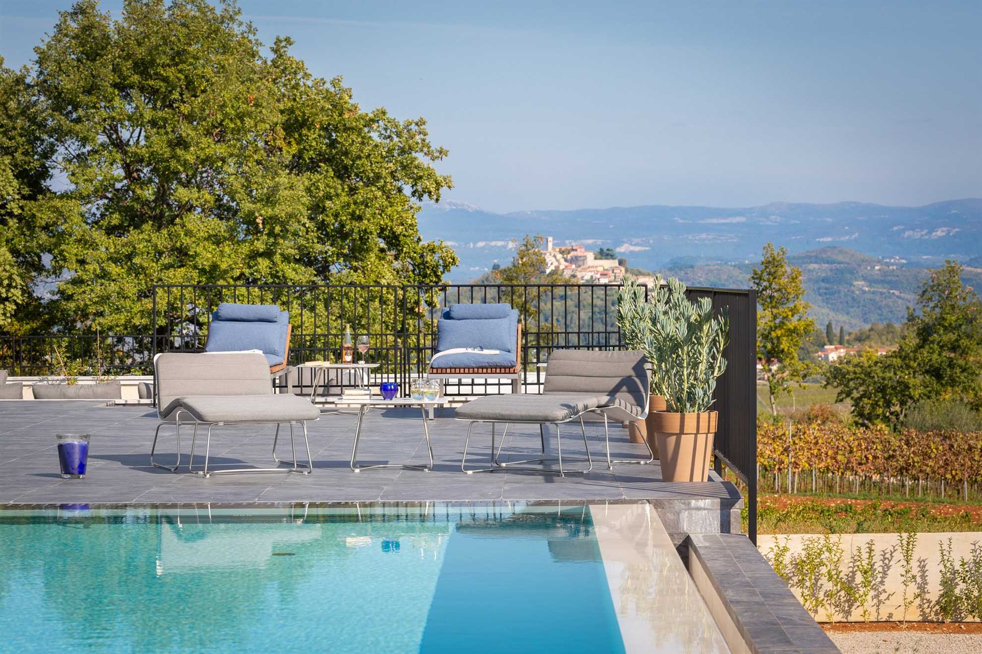 Villa Cypress Hill – Ihr privates istrisches Paradies mit beheiztem Pool und Tennisplatz