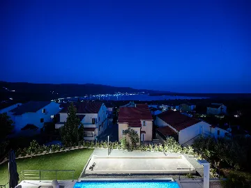 4-Bedroom Villa in Kornić (Krk) for 9 Guests