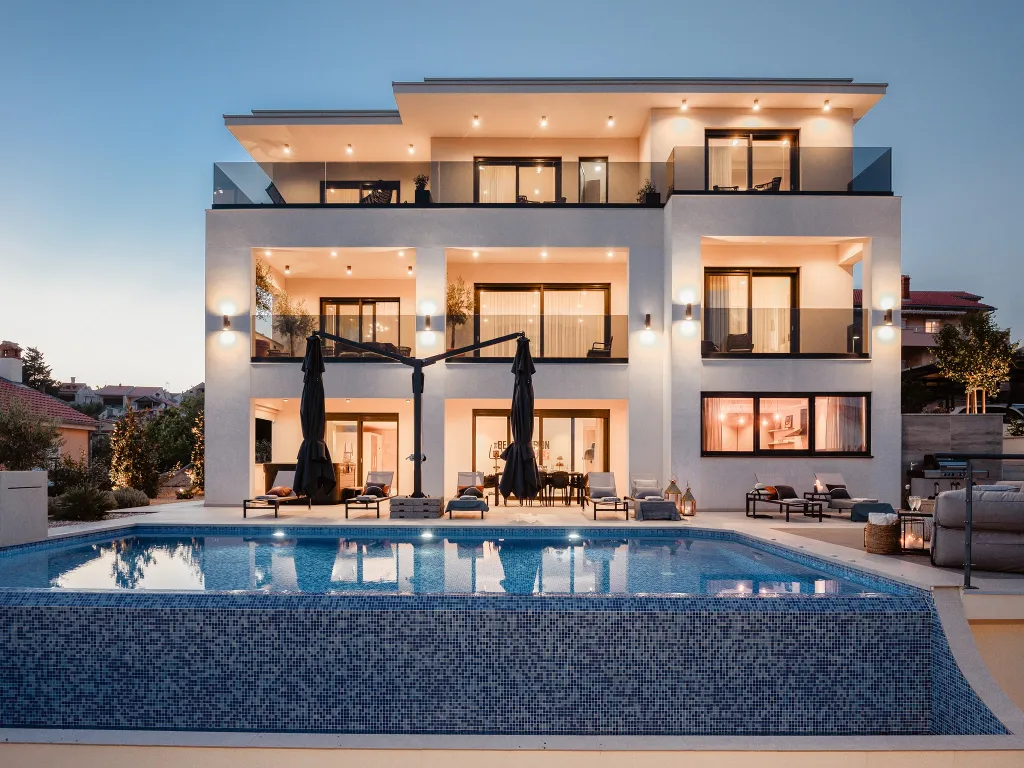 4-Bedroom Villa in Kornić (Krk) for 9 Guests