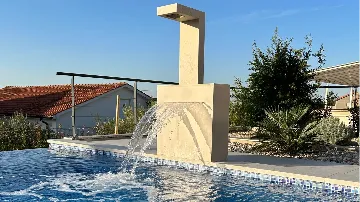 4-Bedroom Villa in Kornić (Krk) for 9 Guests