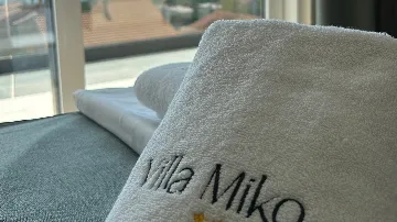 4-Bedroom Villa in Kornić (Krk) for 9 Guests