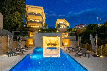 Krk 3-Bedroom Apartment with Beach Access