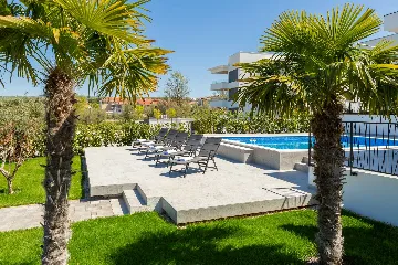 Malinska (Krk) Villa for 12 Guests with Private Pool