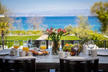 Malinska (Krk) Villa for 12 Guests with Private Pool