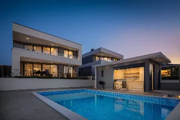 Malinska (Krk) Villa for 12 Guests with Private Pool