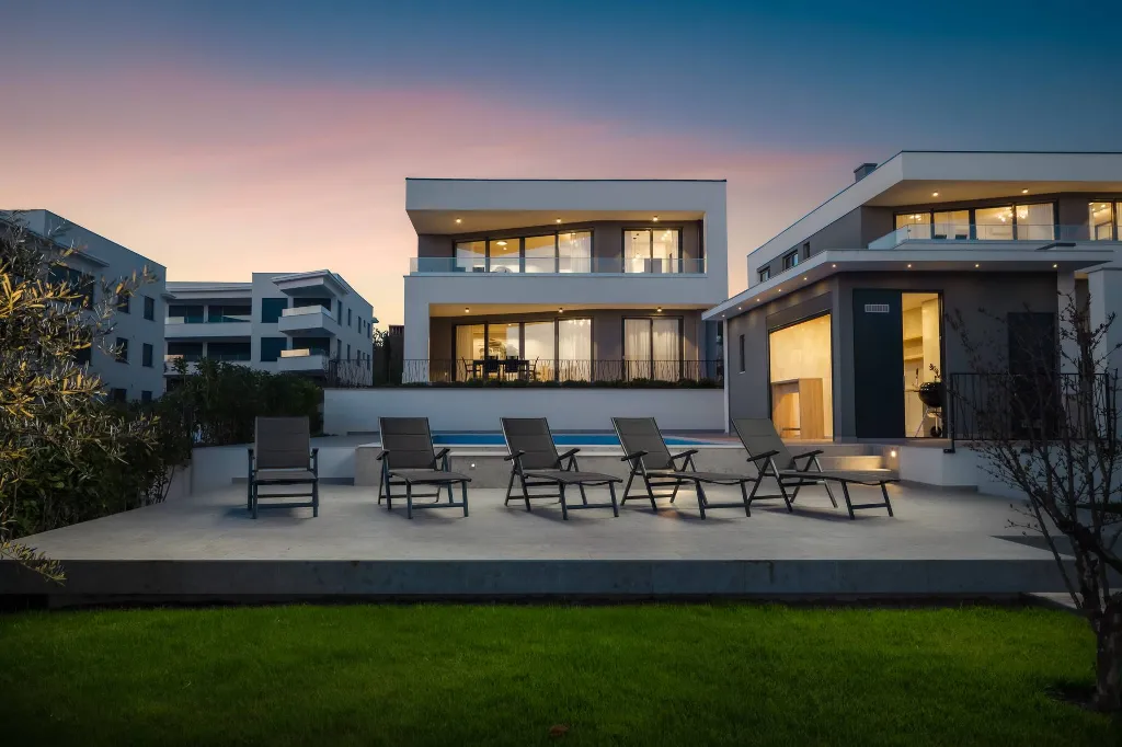 Malinska (Krk) Villa for 12 Guests with Private Pool