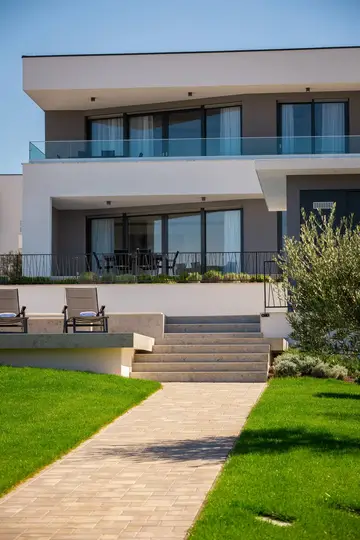 Villa with Private Pool in Malinska (Krk) - Sleeps 12