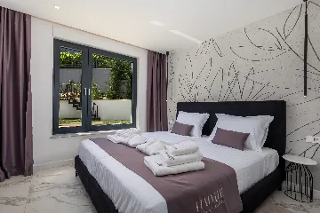 Malinska (Krk) 2-Bedroom Apartment with Private Pool