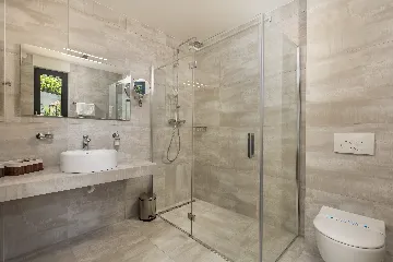 Malinska (Krk) 2-Bedroom Apartment with Private Pool