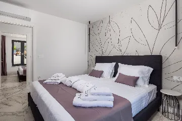 Malinska (Krk) 2-Bedroom Apartment with Private Pool