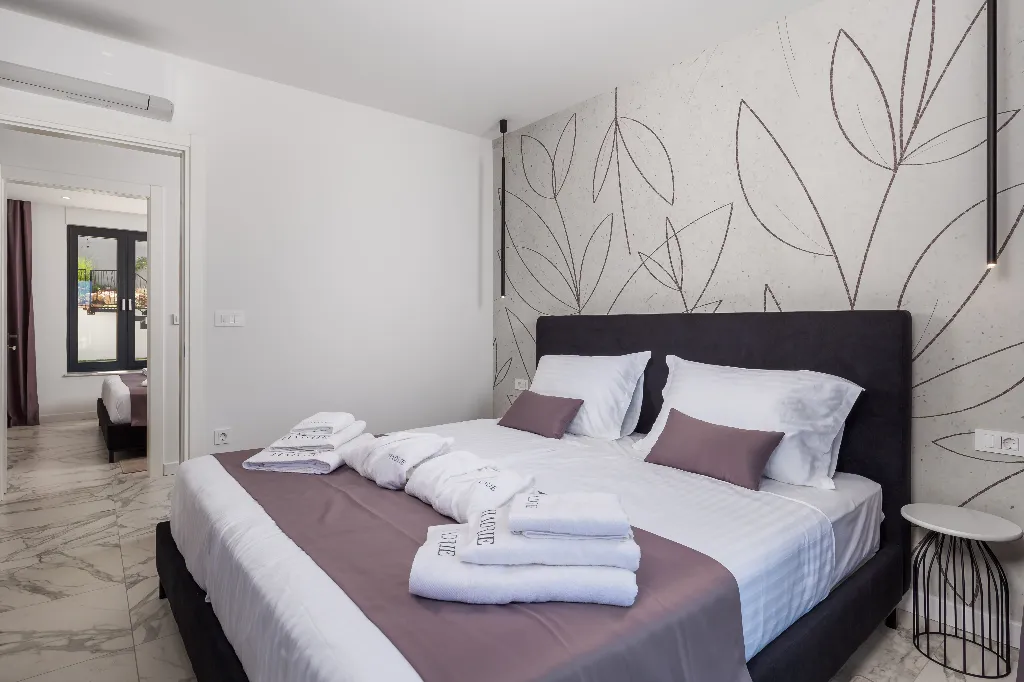 Malinska (Krk) 2-Bedroom Apartment with Private Pool