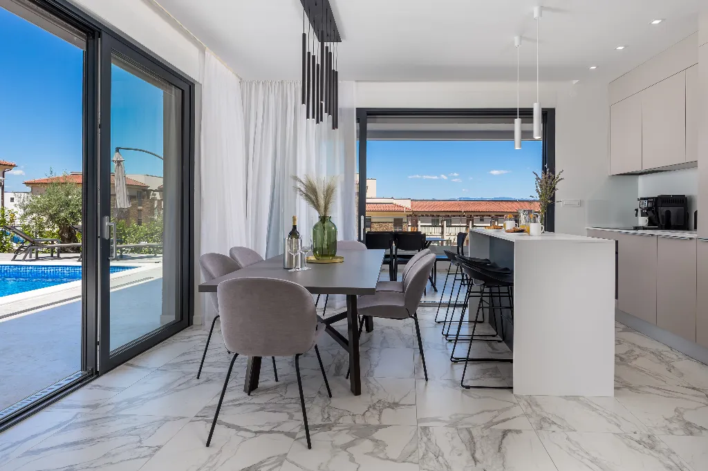 Malinska (Krk) 2-Bedroom Apartment with Private Pool