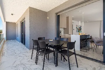 Malinska (Krk) 2-Bedroom Apartment with Private Pool