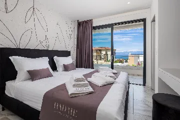 Malinska (Krk) 2-Bedroom Apartment with Private Pool