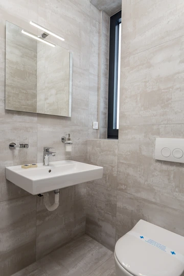 2-Bedroom Apartment with Sea-View Balcony in Malinska